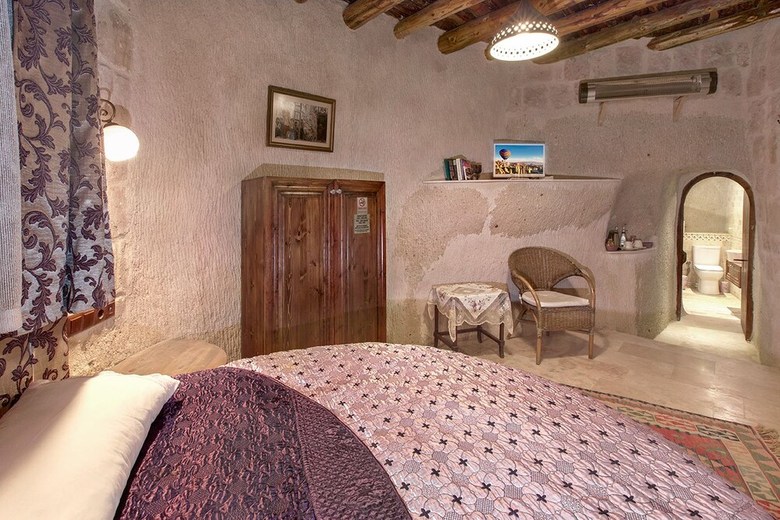 Oyku Evi Cave Hotel