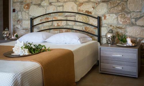 Nefeli Luxury Villas