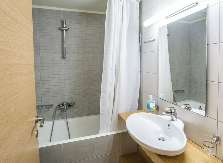Aparthotel Athina Beach Hotel