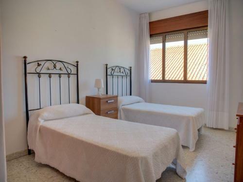Comfortable Holiday Home In Combarro With Seaviews