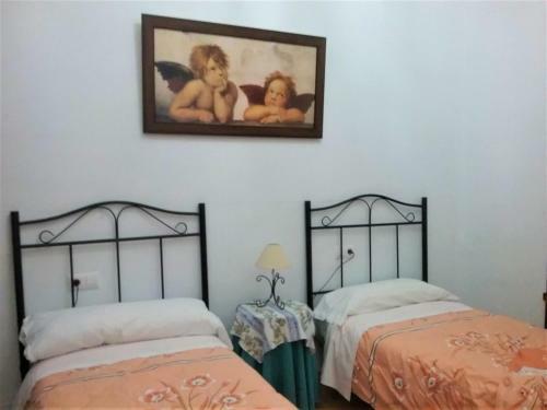 Hostal Casa Mesones. Rural Constantina-sevilla