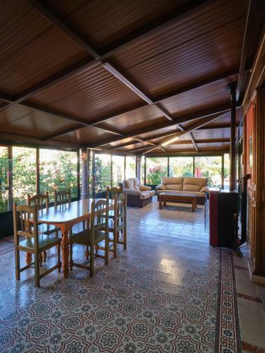 Villa Basilio