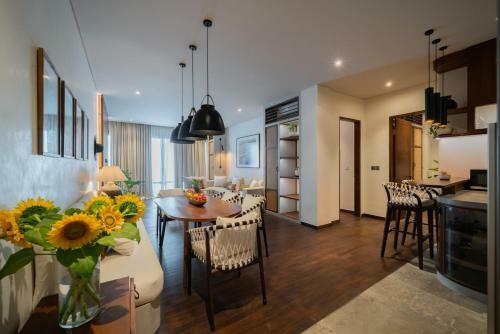 K Club Seabreeze Apartment