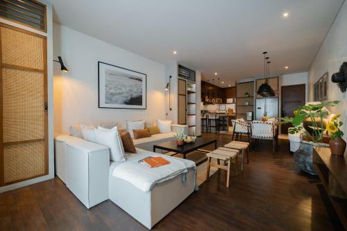 K Club Seabreeze Apartment