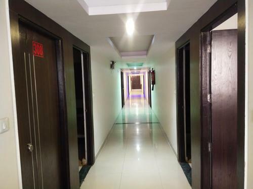 Hotel Mansarovar