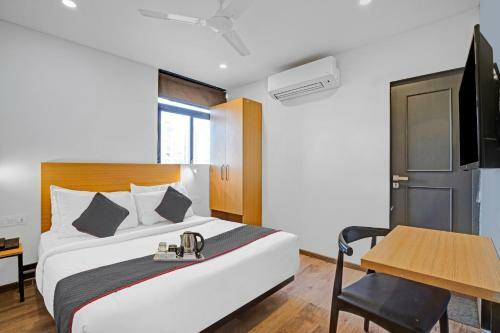 Townhouse 858 Hotel N Y
