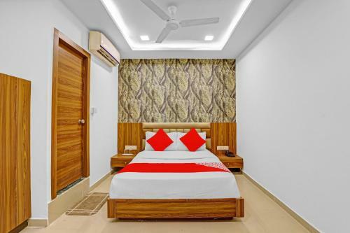 Oyo 84426 Hotel Sungold