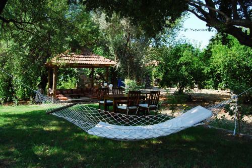 Doga Apartments