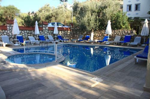 Hostal Lizo Hotel