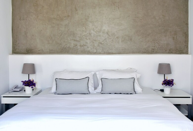 En Lefko Prive Suites Hotel