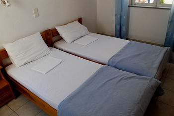 Alexis Apartments