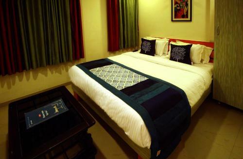 Collection O 3328 Hotel Royal Apple