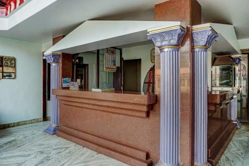 Oyo 30503 Hotel Skylark
