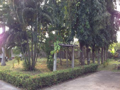 Hostal Chaisuk Bungalow