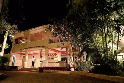 Hotel La Bella Resort ?? ???? ???????