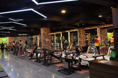Oxygym Club Hotel & Suites