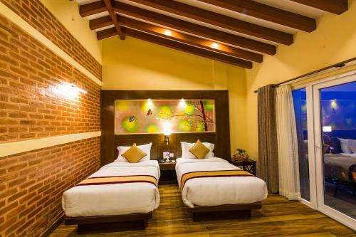 Hotel Himalaya Drishya Resort
