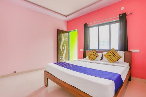 Hotel Oyo 81880 Ocean Holidays