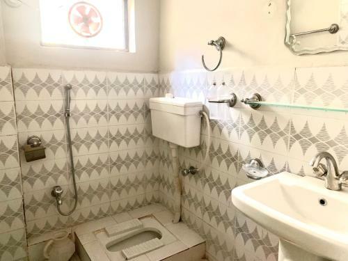 Hostal Naveed Tourist Inn