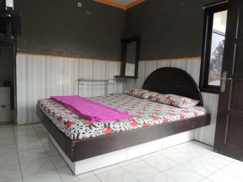 Yonanda Hotel