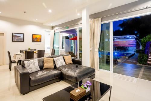 Exclusive Private Pool Villa Smoth As Silk.