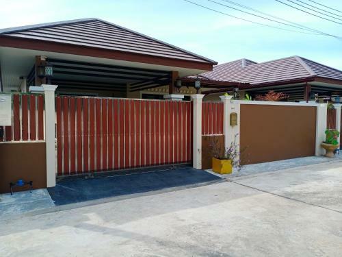 Sila Thai Pool Villa
