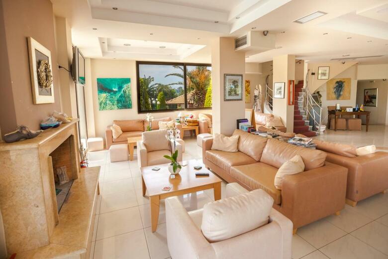 Apollo Resort Art Hotel