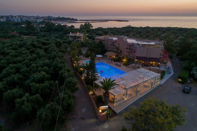Apollo Resort Art Hotel