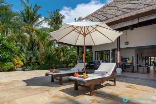 Villa Akasa Segara Beachfront And Private Pool