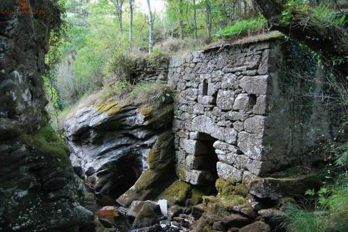 Vintage Stone Cottage