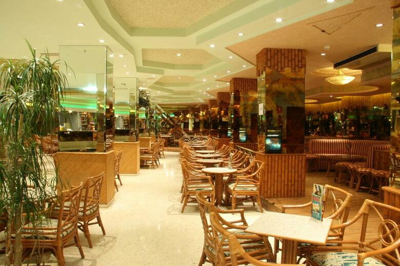 Hotel Benidorm East By Pierre & Vacances