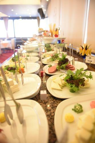 Myhouse Hotel