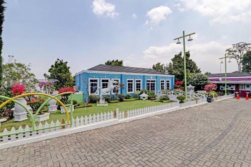 Hotel Oyo 90617 Rumah Oma Opa