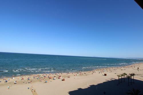 Apartamento Caba�al