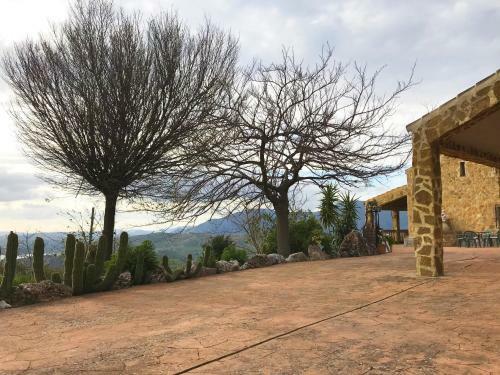 El Valle Dorado