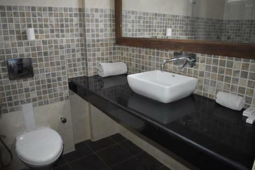 Hotel Aravali Heights
