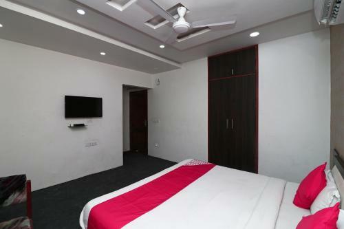 Oyo 16499 Hotel Moti Dungri Palace