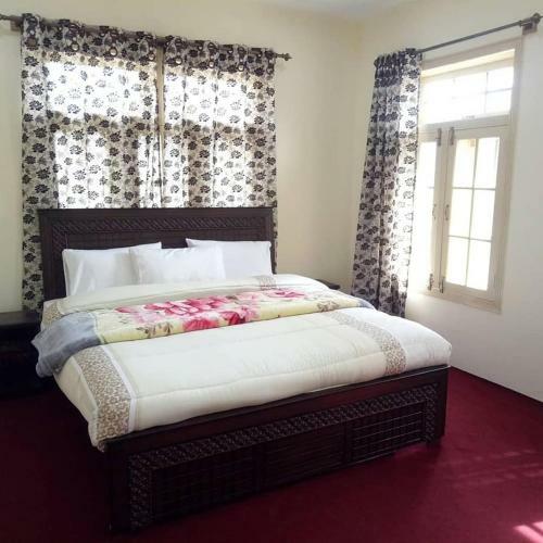 Hotel Hunza Regency Inn