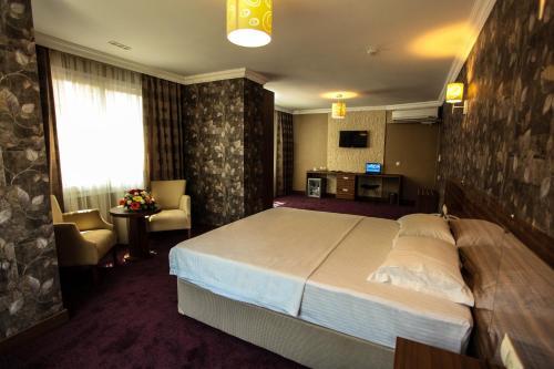 Hotel Grand Ak�al? Otel