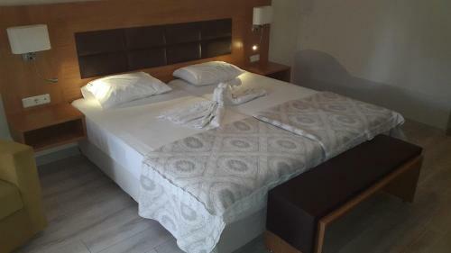 Begonville Hotel