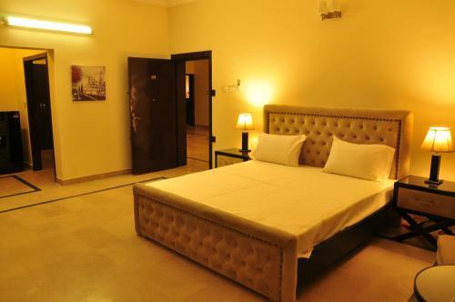 Reina Boutique Hotel - G6/3