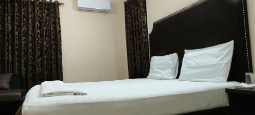 Hostal Couple Guest House Karachi