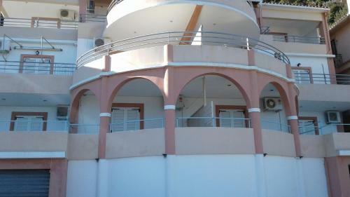 Harbour View (oceanis Apartments)