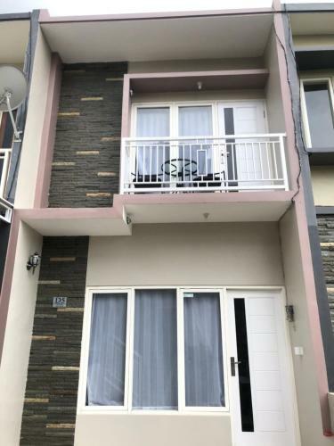 Apartamento Casa de Limo Batu