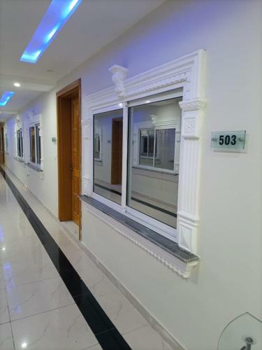 Family Hotel Davis Road Lahore