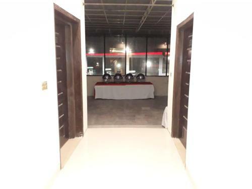 Hotel Days Inn Lahore