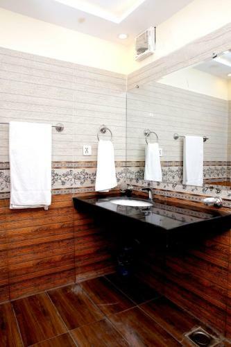 Hotel Noor Plaza