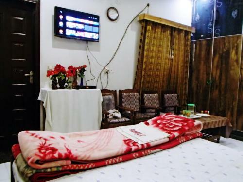 Hostal Couples Home