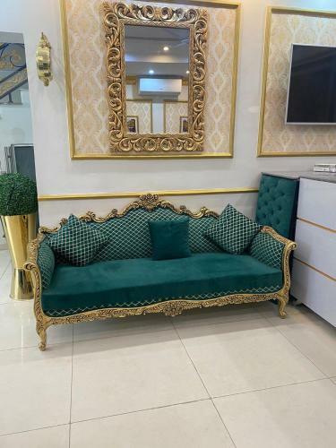 Golden One Hotel