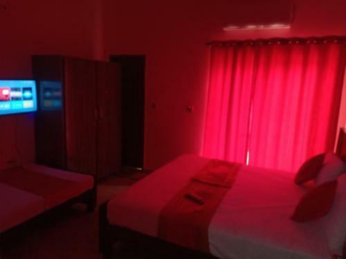 Second Home Hotel Lahore